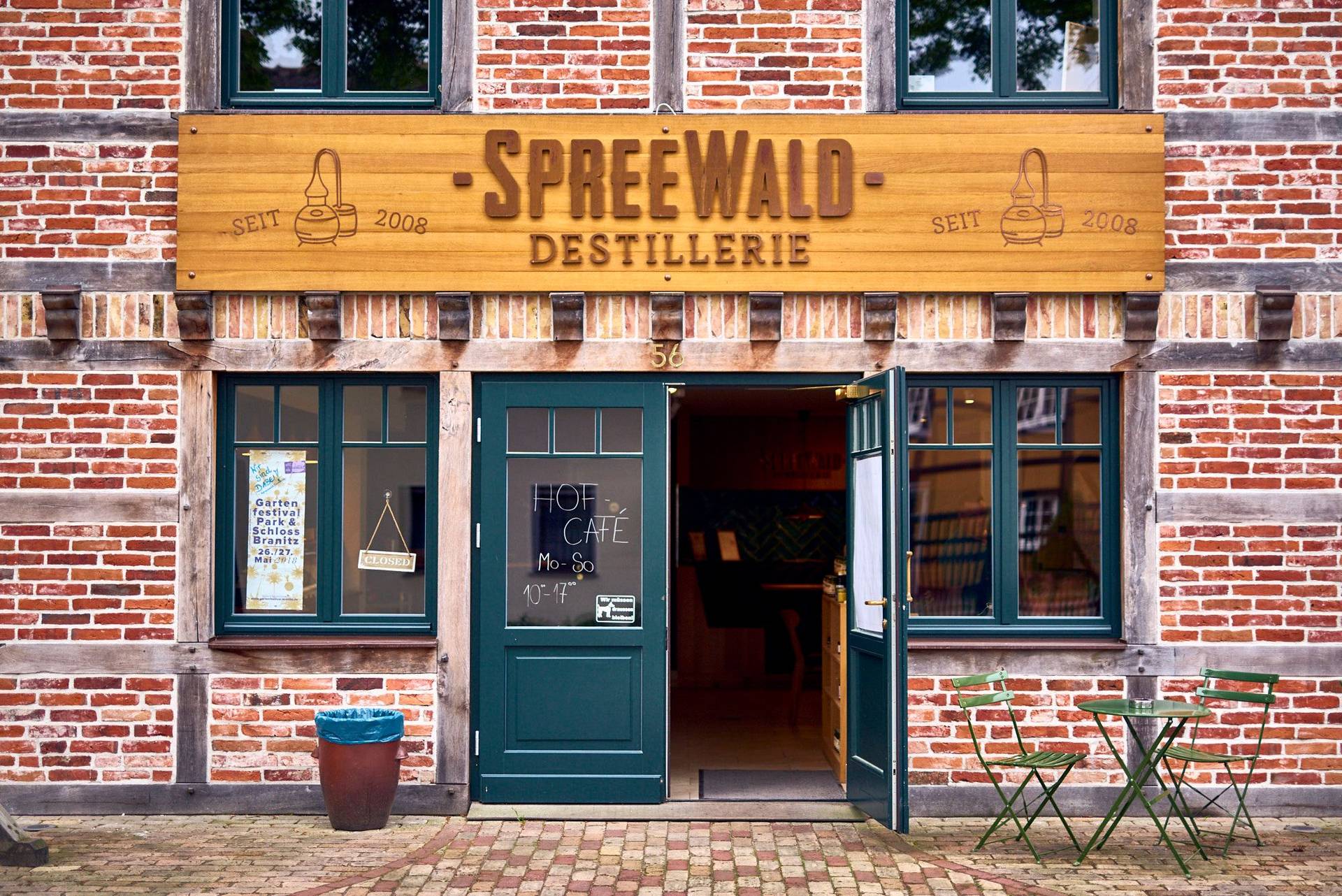 the sprewood distillers of stork club in schlepzig in schlepzig