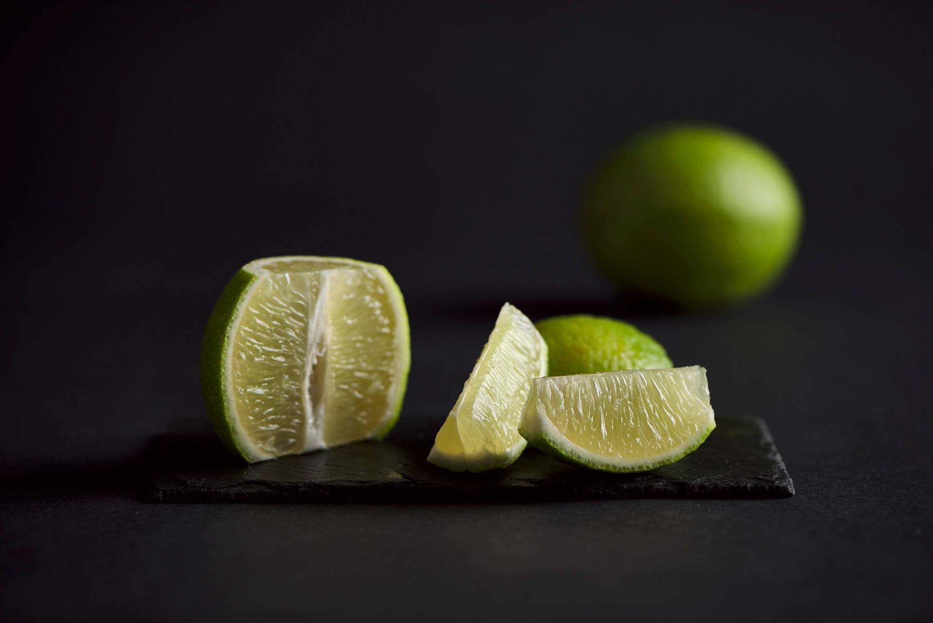 limes on a gray sapienstone top