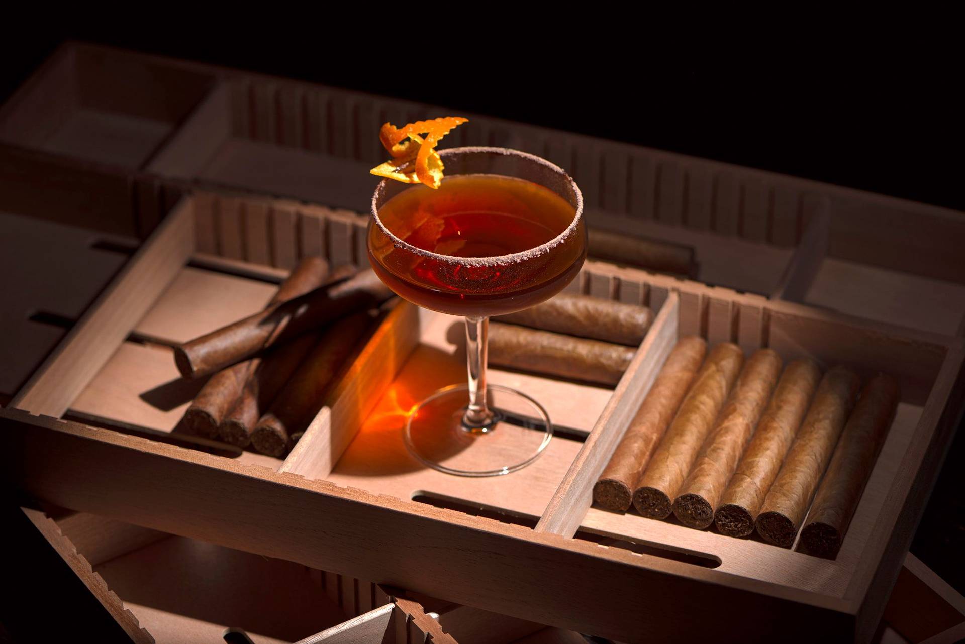 cocktails-by-bartender-steffen-liebehenz cocktails by bartender steffen liebehenz at vox bar berlin