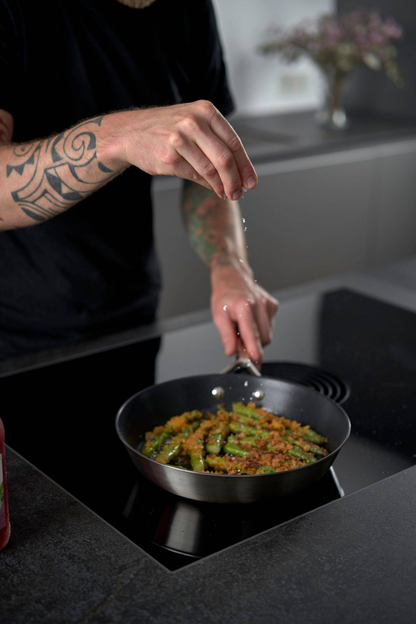 making asparagus katsu in home kitchen