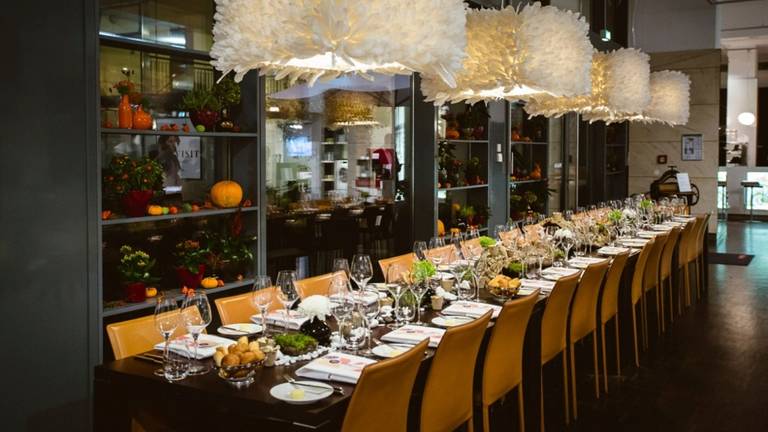 Multi-sensory dinner at Miele Gallery Berlin