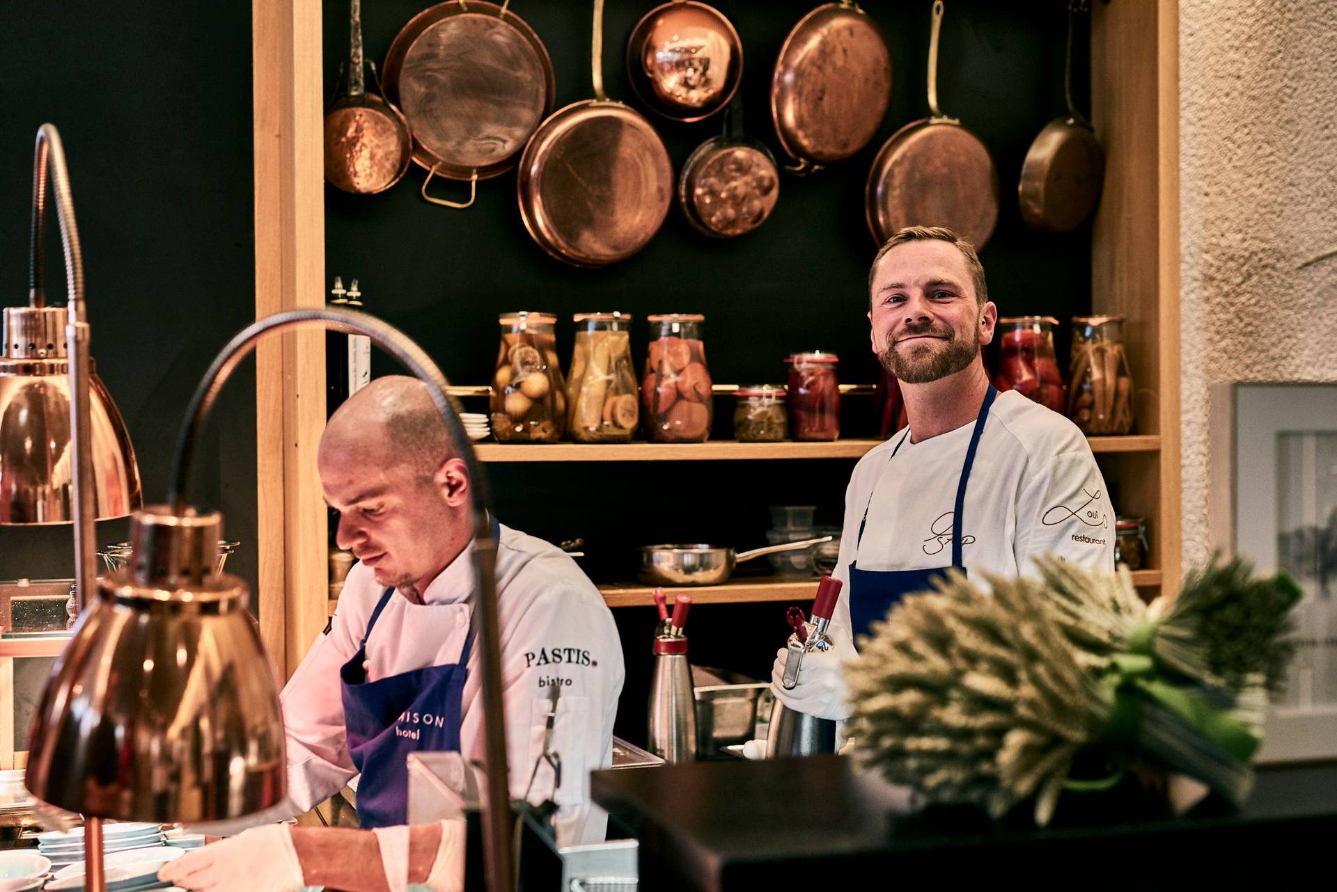 martin stopp at seezeitlodge at bostalsee cooking with friends