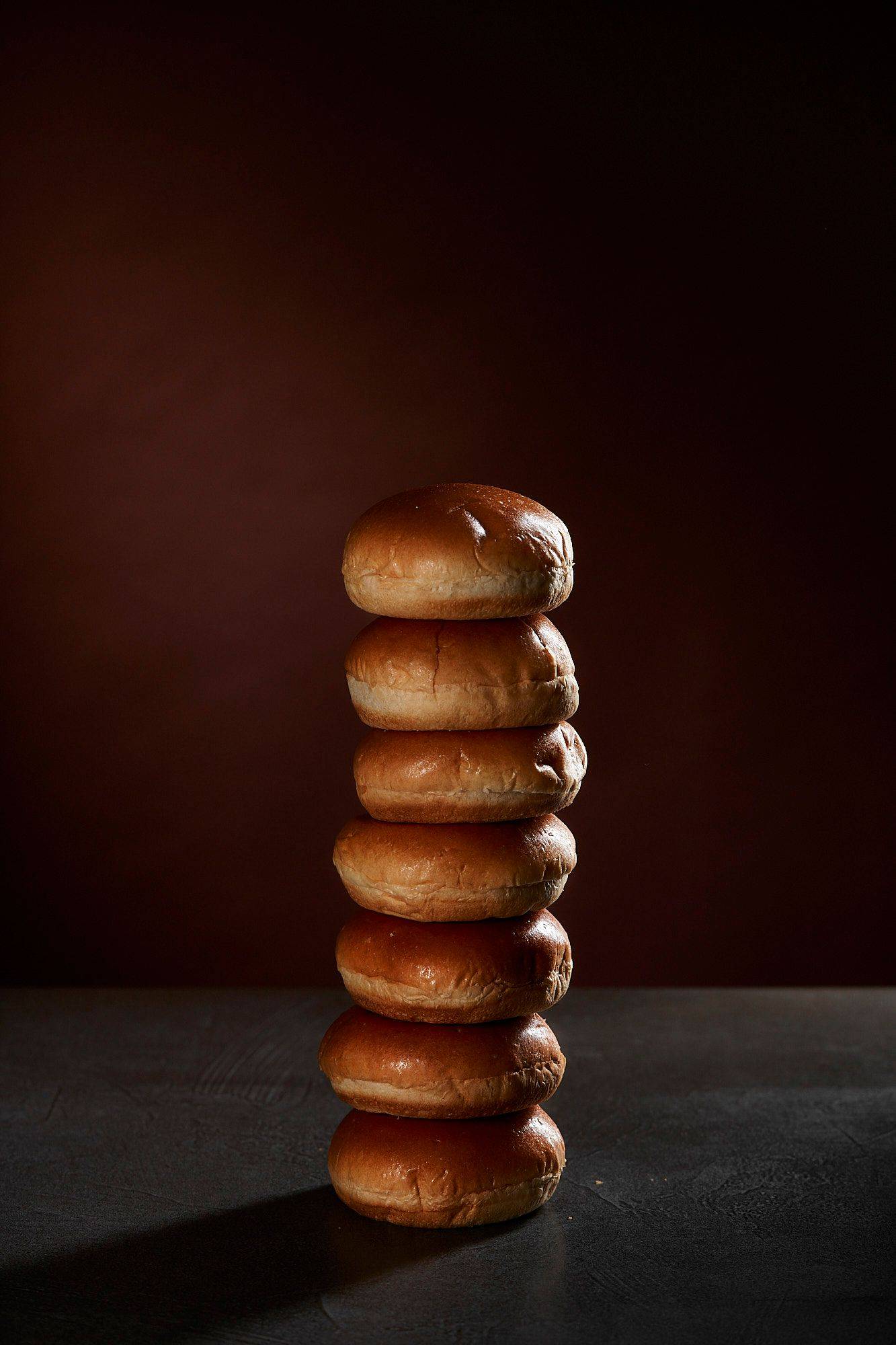 brioche-buns ein stapel brioche buns