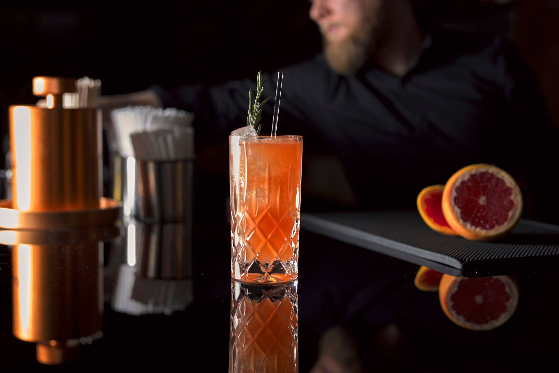 cocktails-by-bartender-steffen-liebehenz cocktails by bartender steffen liebehenz at vox bar berlin