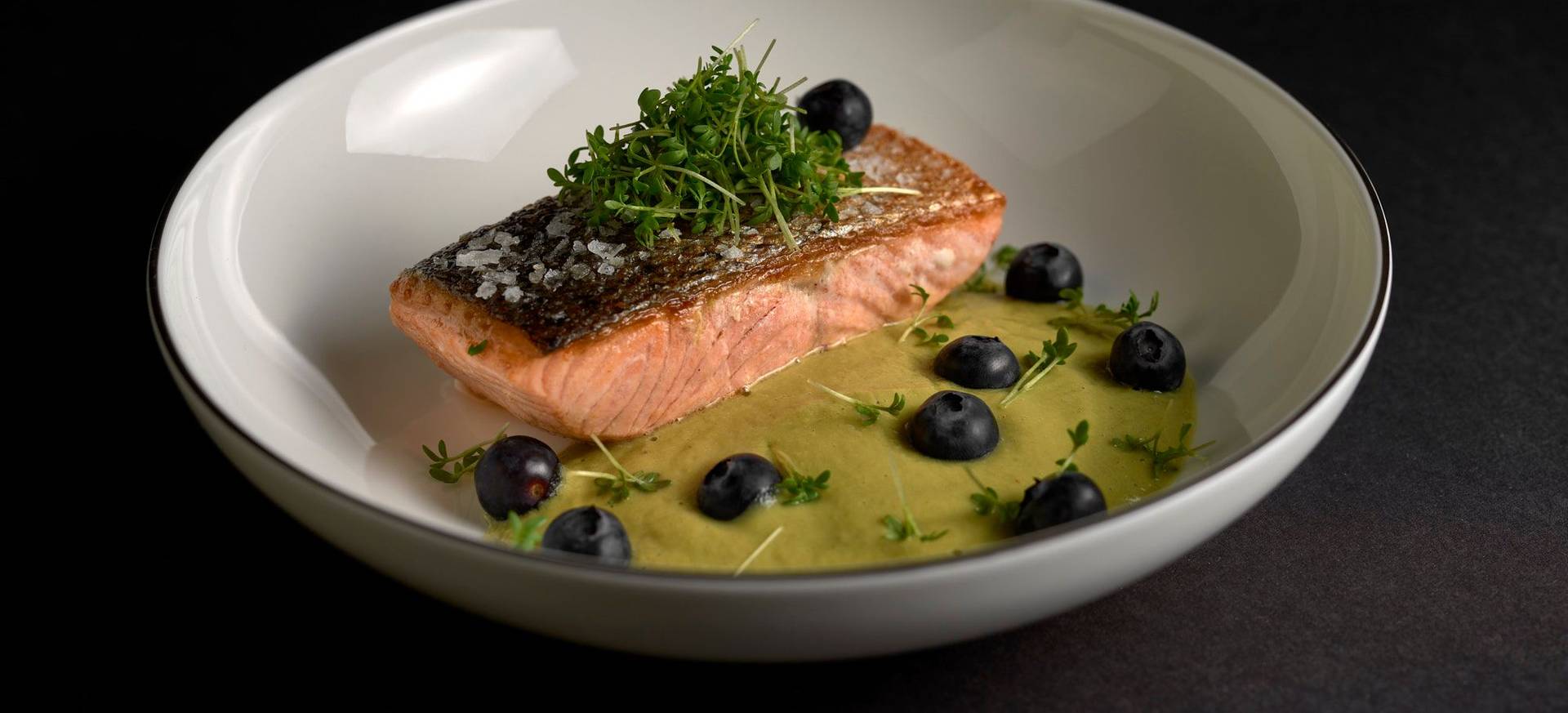 Pan Fried Salmon with Asparagus-Matcha Sauce & Blueberries 